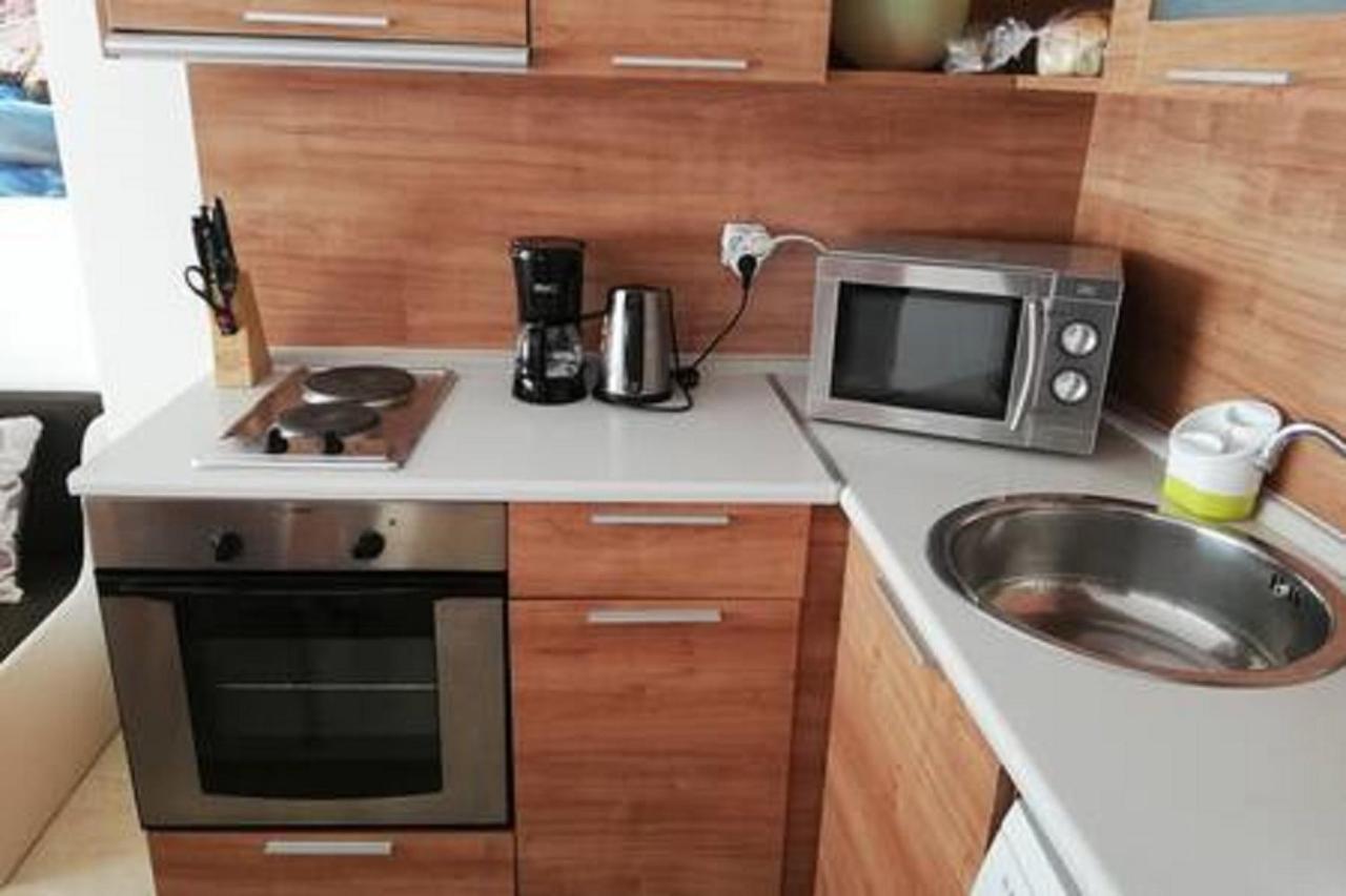 Yves 2 Bed Apart At Sun Village Sunny Beach Not Far Away From The Sea Екстериор снимка