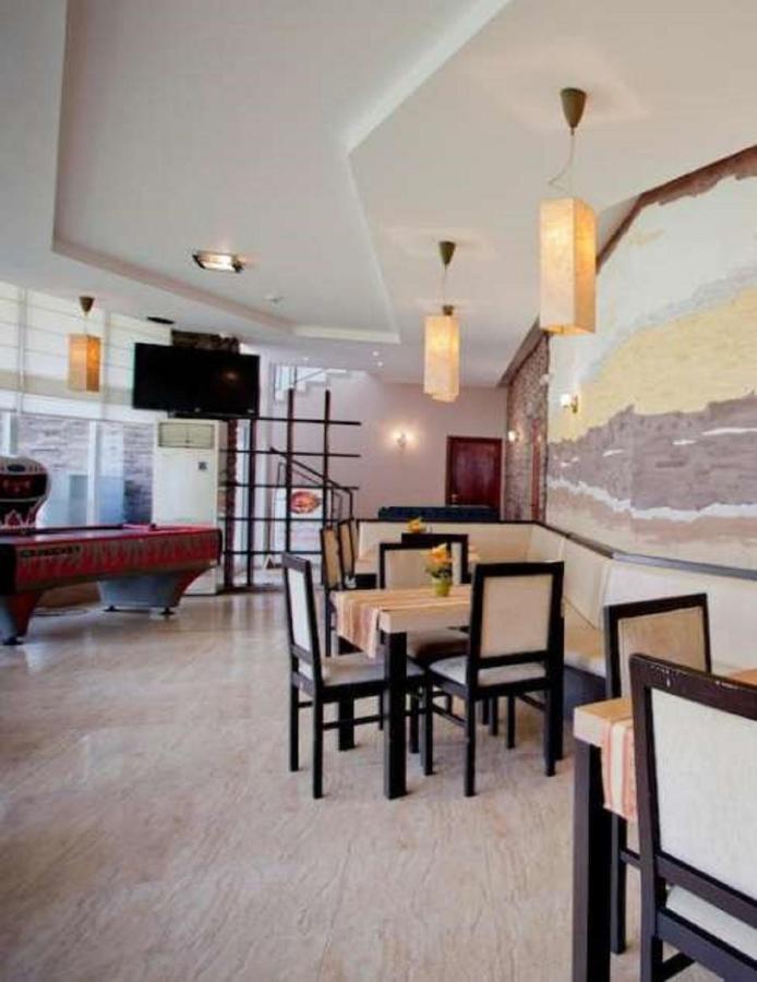 Yves 2 Bed Apart At Sun Village Sunny Beach Not Far Away From The Sea Екстериор снимка