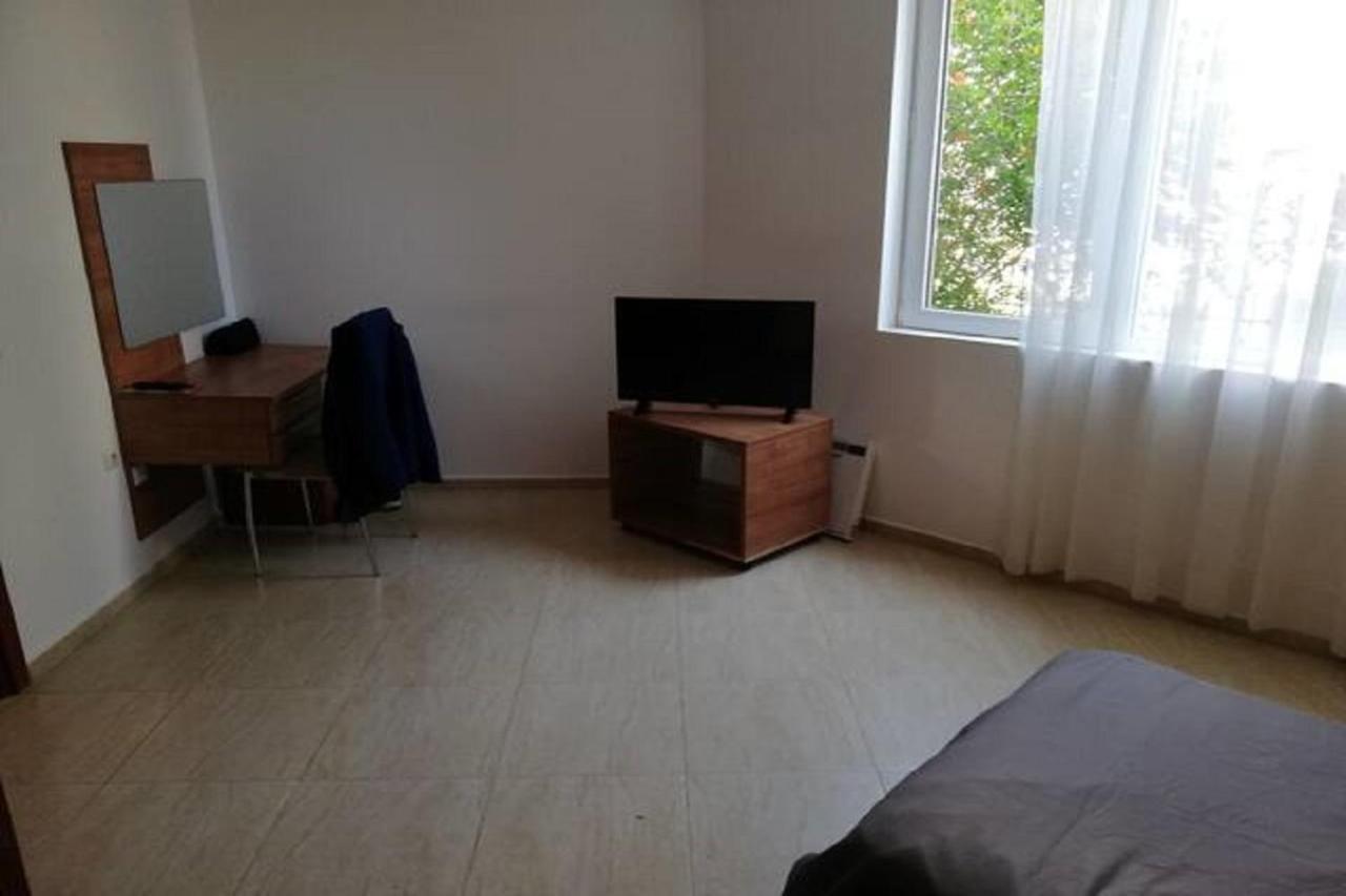 Yves 2 Bed Apart At Sun Village Sunny Beach Not Far Away From The Sea Екстериор снимка