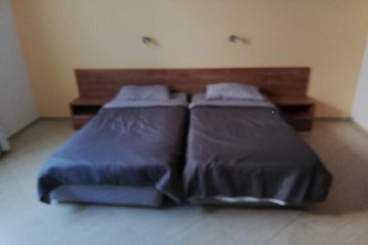 Yves 2 Bed Apart At Sun Village Sunny Beach Not Far Away From The Sea Екстериор снимка